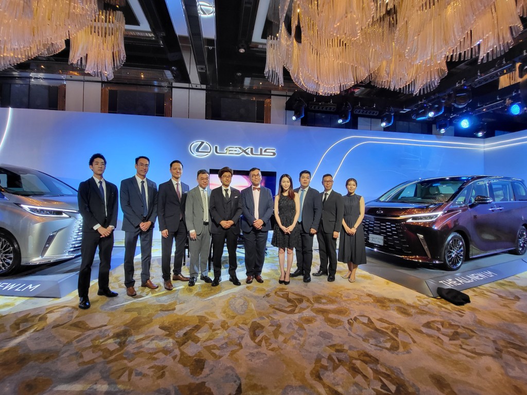 ●凌志上周四(8月3日)在Ritz Carlton酒店，举行全新Lexus LM传媒及VIP预览活动，香港是新车全球首个开卖地点。