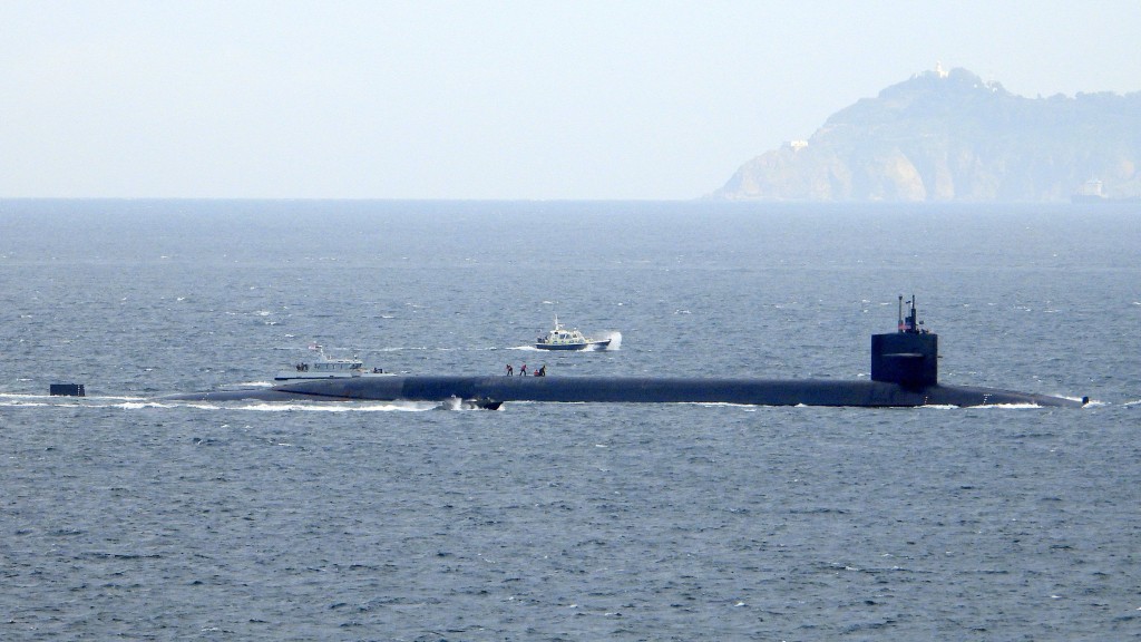 5月10日，美軍阿拉斯加號（SSBN-732）俄亥俄級核潛艇現身直布羅陀海峽。PeterFerrary@X