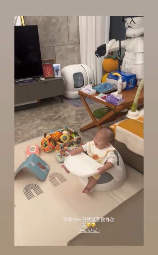高鈞賢間屋好大。 高鈞賢間屋好大。