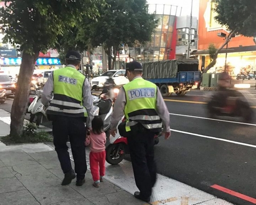 台中一位粗心的母親竟在同一天內弄丟其4歲女兒兩次。網圖