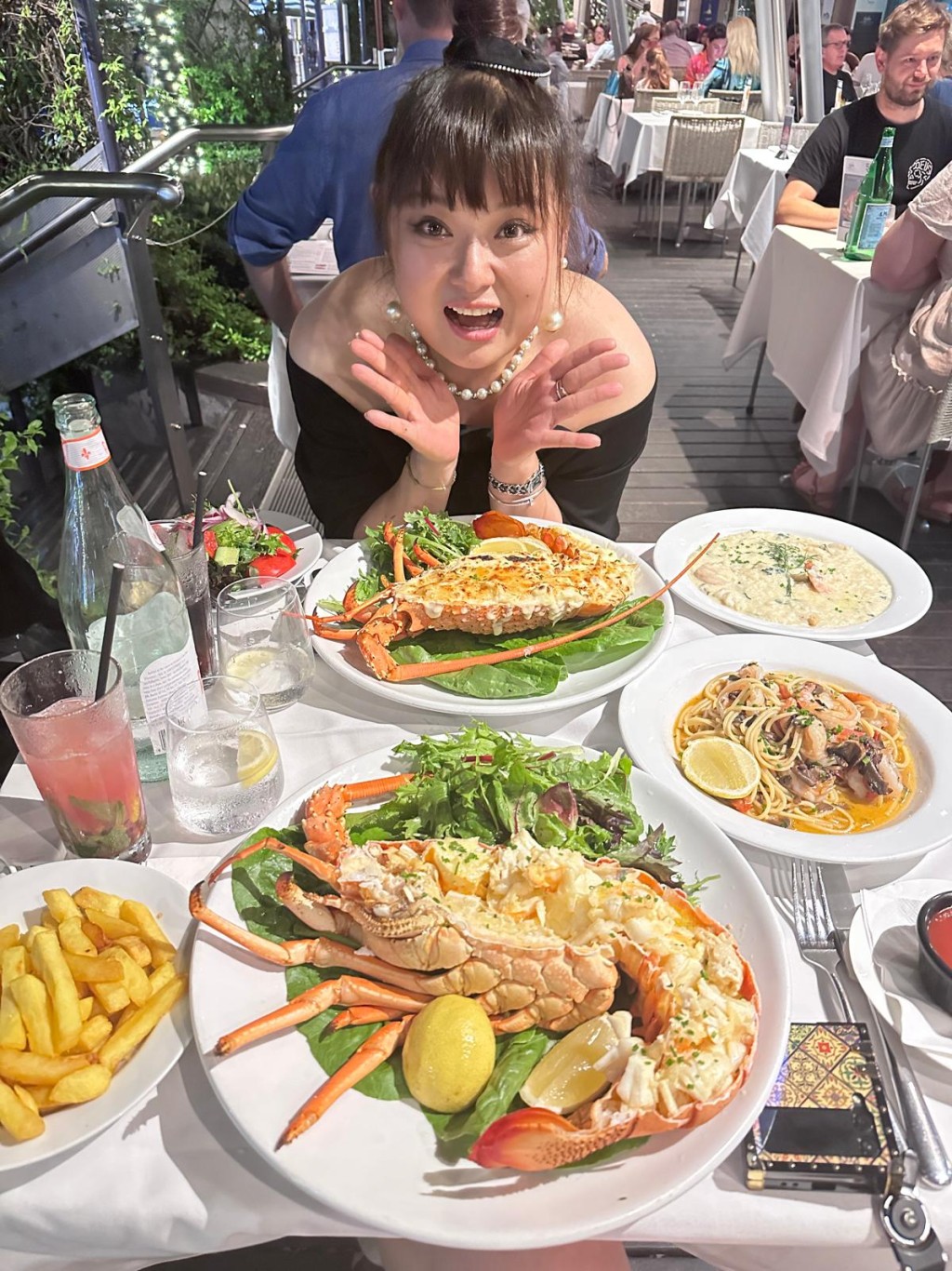澳洲期间餐餐大鱼大肉，有海鲜、意粉、意大利饭及薯条。