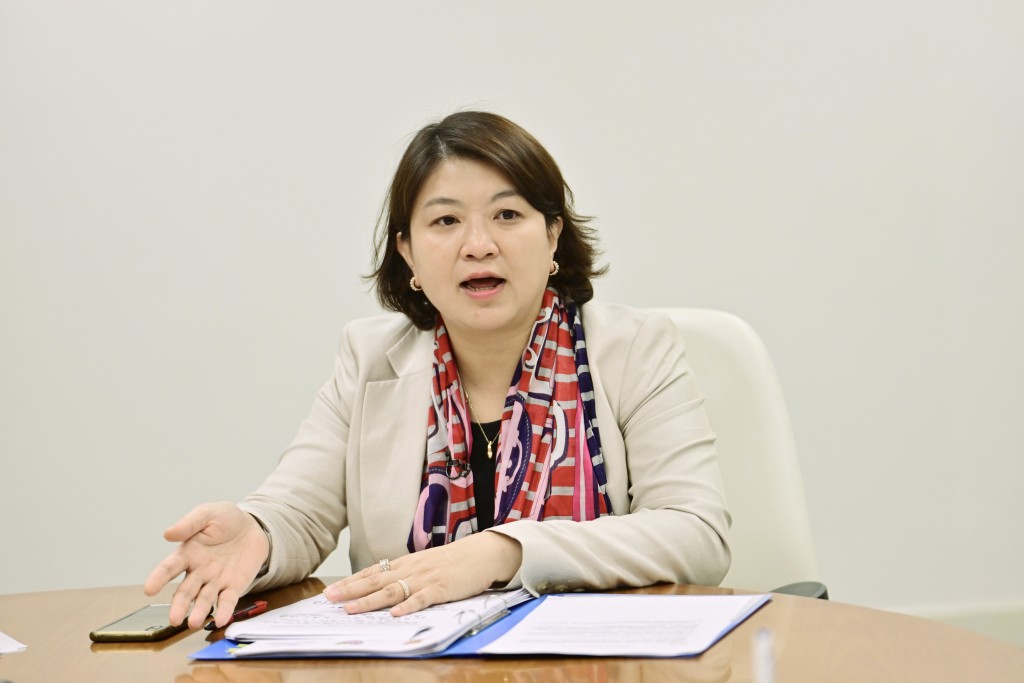 醫管局行政總裁李夏茵。資料圖片 醫管局行政總裁李夏茵。資料圖片