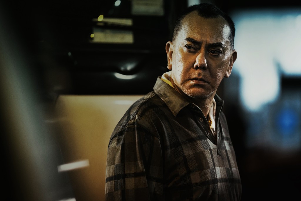 袁劍偉謂黃秋生今次角色同以往好唔同，「佢要搵到個原型先答應演出，原來佢細過住男童院時見過類似嘅人。」