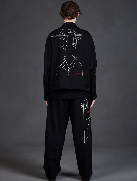 春夏復刻系列中的束腰外套/$11,300。