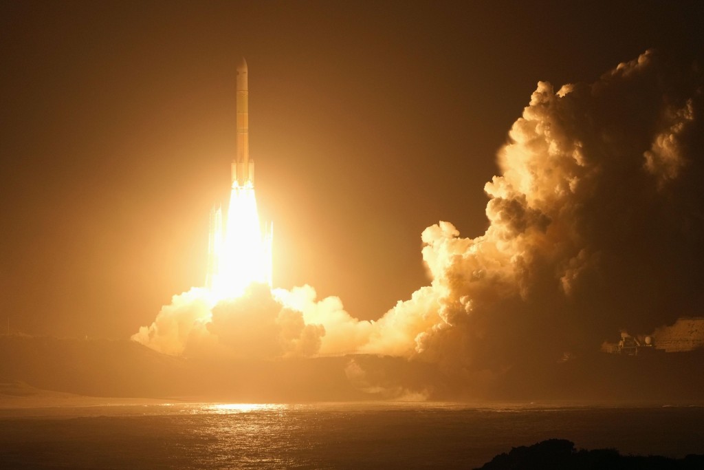 日本火星探測器MMX順利升空。美聯社