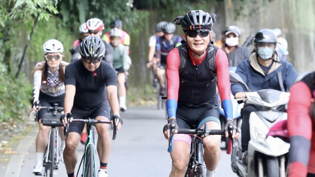 一般運動指引建議，進行劇烈運動前2至3小時內，宜進食「賽前餐」。