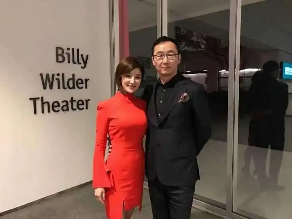 央視美女主播胡蝶和丈夫陸川。 央視美女主播胡蝶和丈夫陸川。