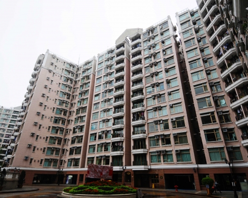 大埔新峰花园低层950万沽。