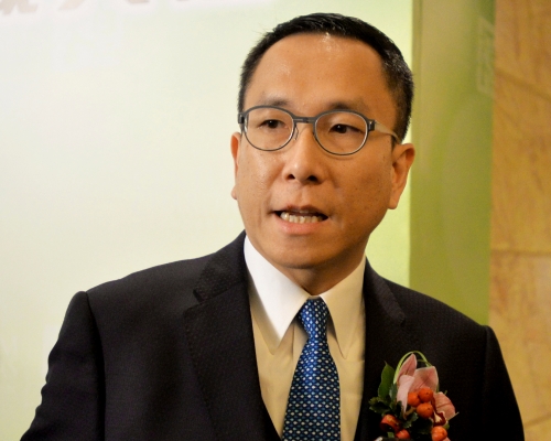 施榮忻對駱惠寧的講話表示支持、肯定和感謝。