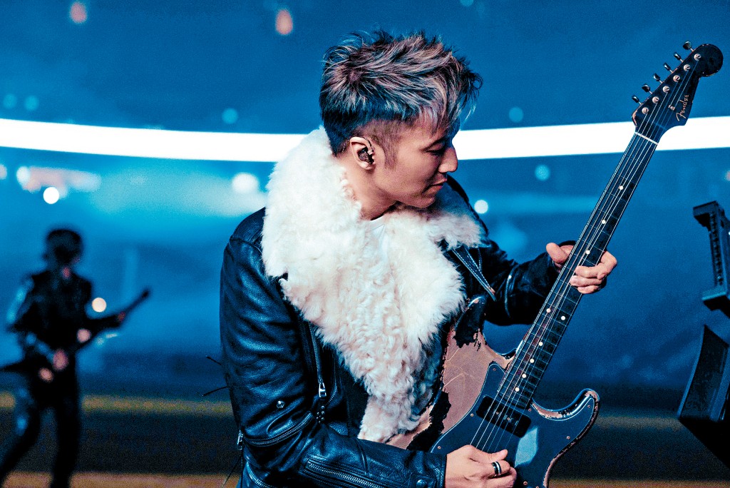 谢霆锋相隔四年再推出全新广东作品《逆行》。