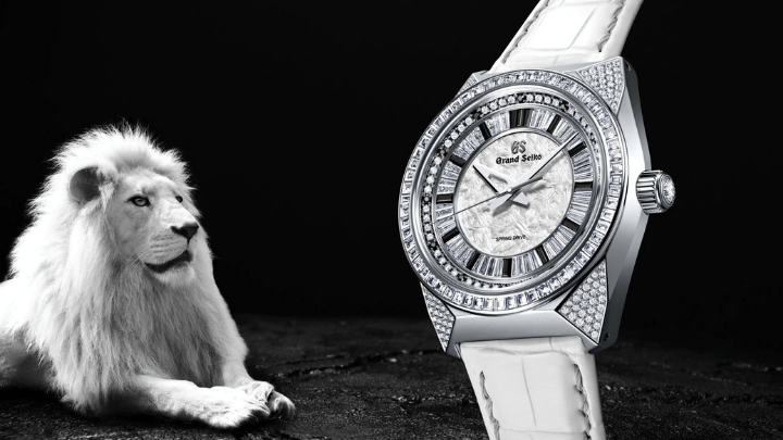 同場新推的Masterpiece Collection Spring Drive八日鏈珠寶腕表，鉑金表殼，搭載9R01表殼，限量5枚，售價約26萬歐羅。