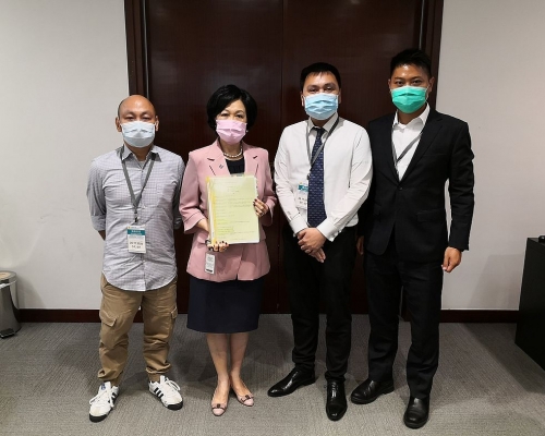 葉劉淑儀和李梓敬日前與紀律部隊評議會職方代表會面。葉劉淑儀fb圖片