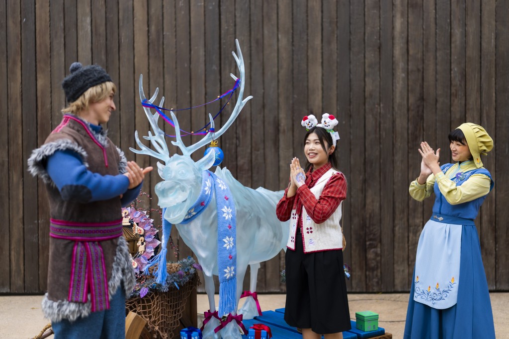 基斯托夫好友惊喜（图片来源：香港迪士尼乐园）