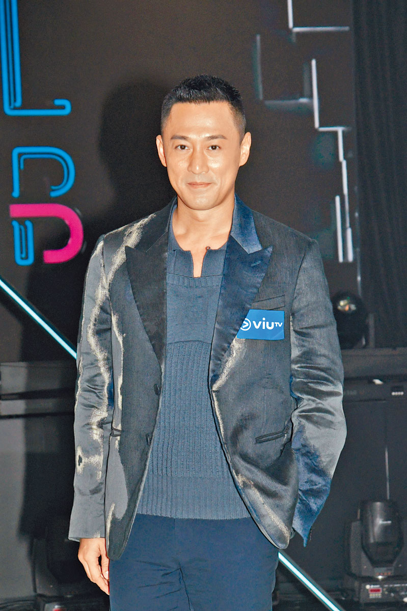 林峯首次以歌星身分亮相ViuTV。