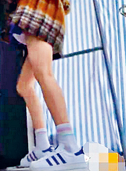 代拍或偷拍的照片最終亦流出網上。