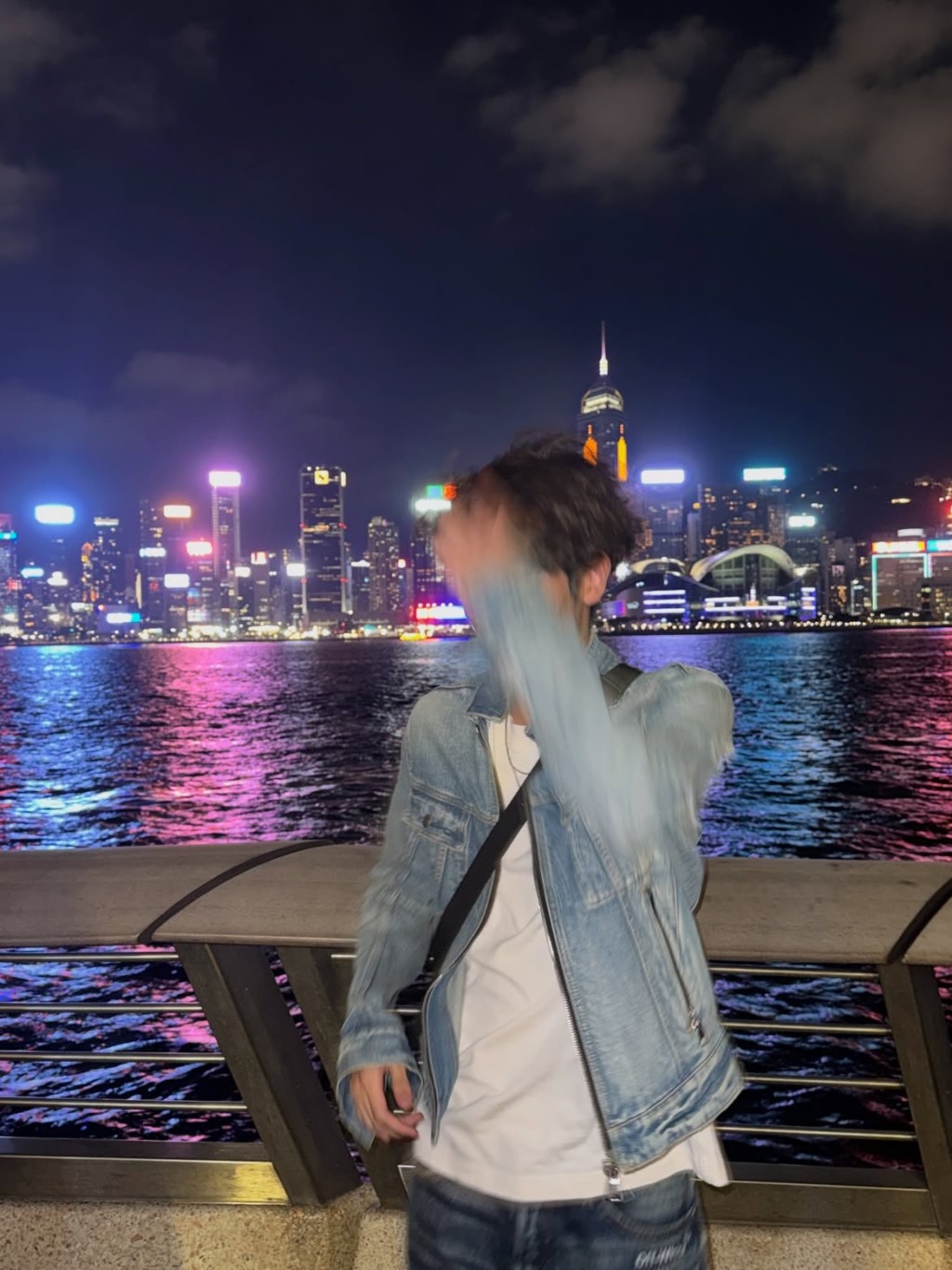 李立仁未知是否已見姚焯菲。 李立仁未知是否已見姚焯菲。