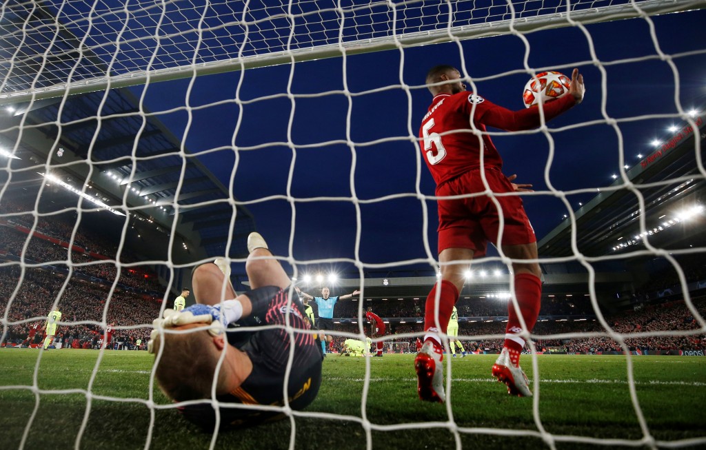 利物浦次回合赢4:0逆转入决赛。Reuters