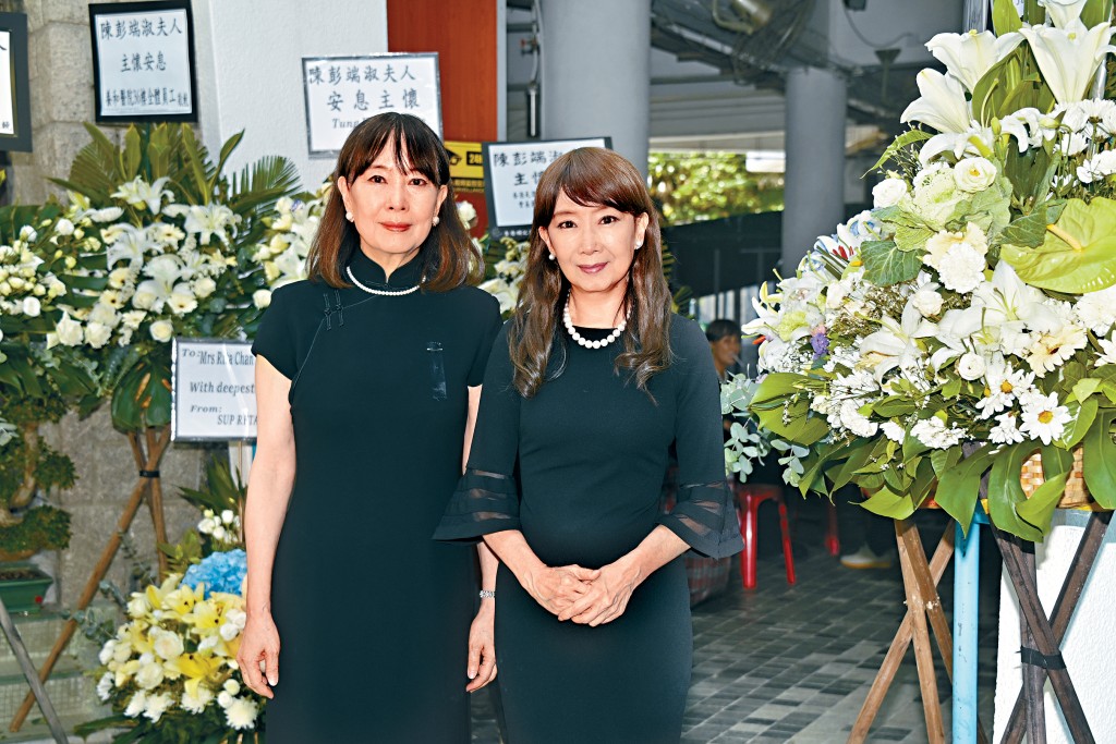 陳美齡與姊姊陳曦齢接受訪問時，均表示心情比較激動和不捨。