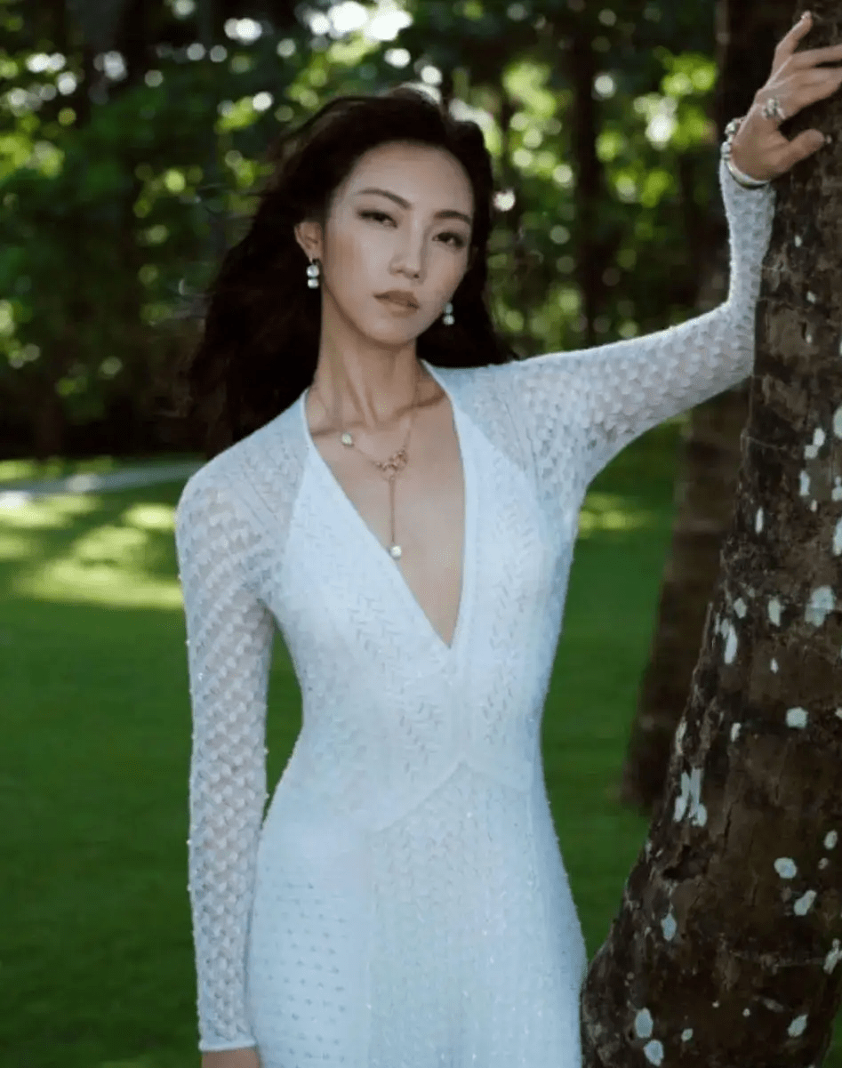 女星那爾那茜。 微博 女星那爾那茜。 微博