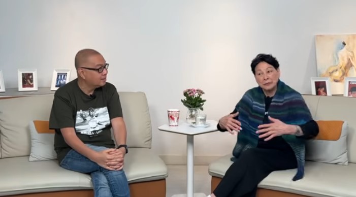 譚少英爆曾被施襲者熊抱。 譚少英爆曾被施襲者熊抱。