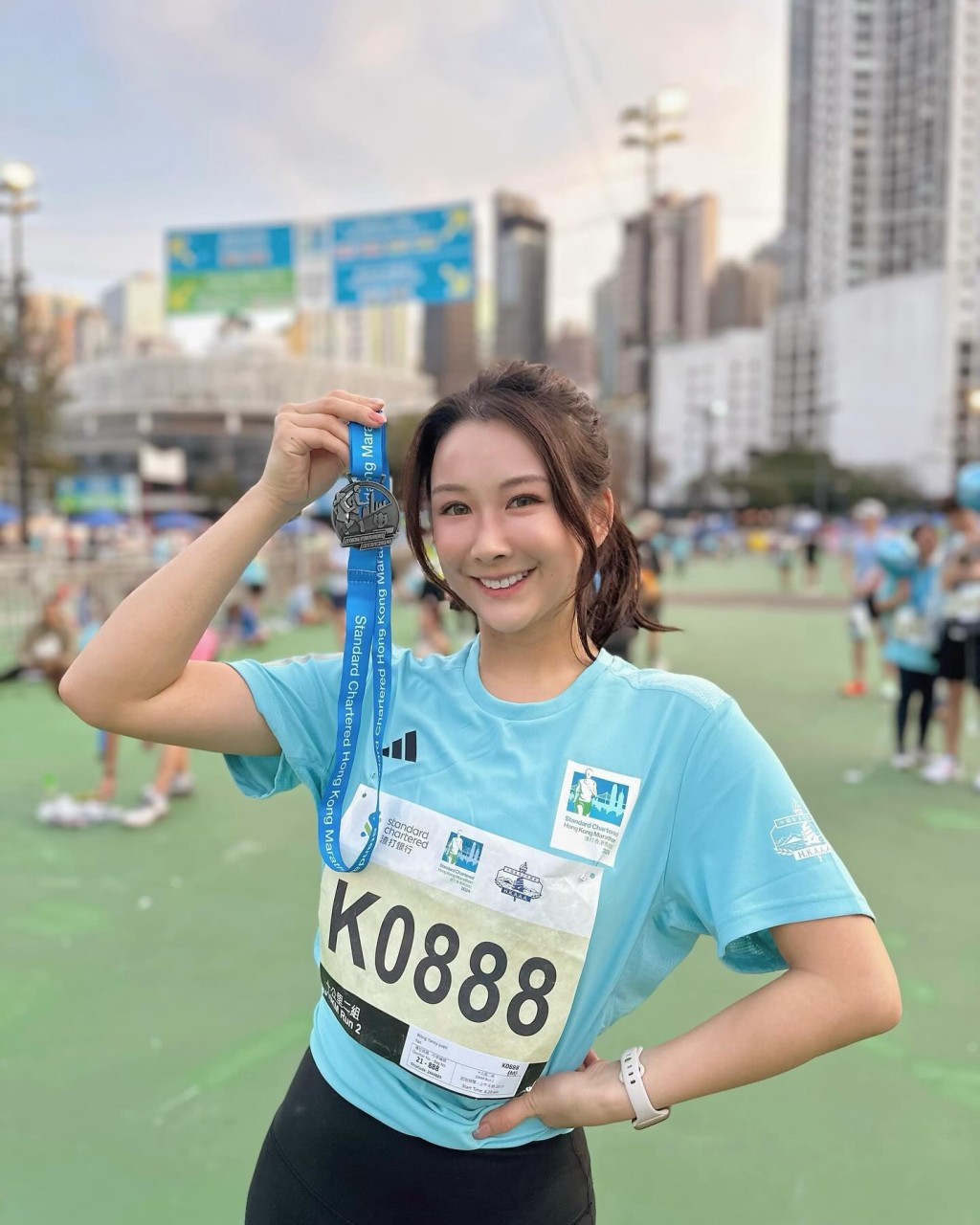 30岁黄婉恩是2020年香港小姐佳丽。