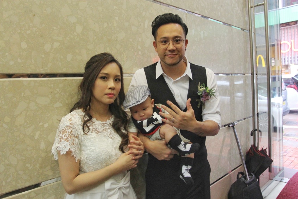 張致恒與雯雯2019年奉子成婚結婚。