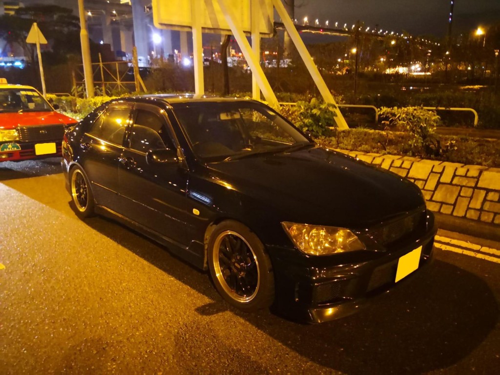 涉案私家車。