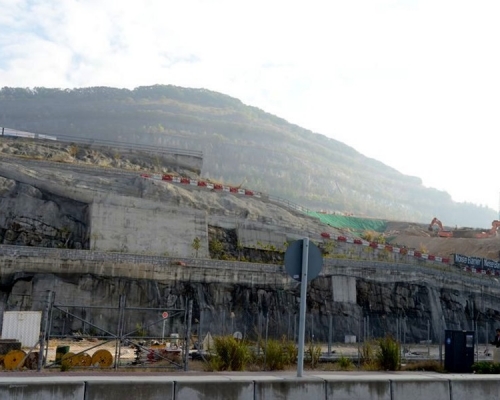 安達臣石礦場用地。資料圖片