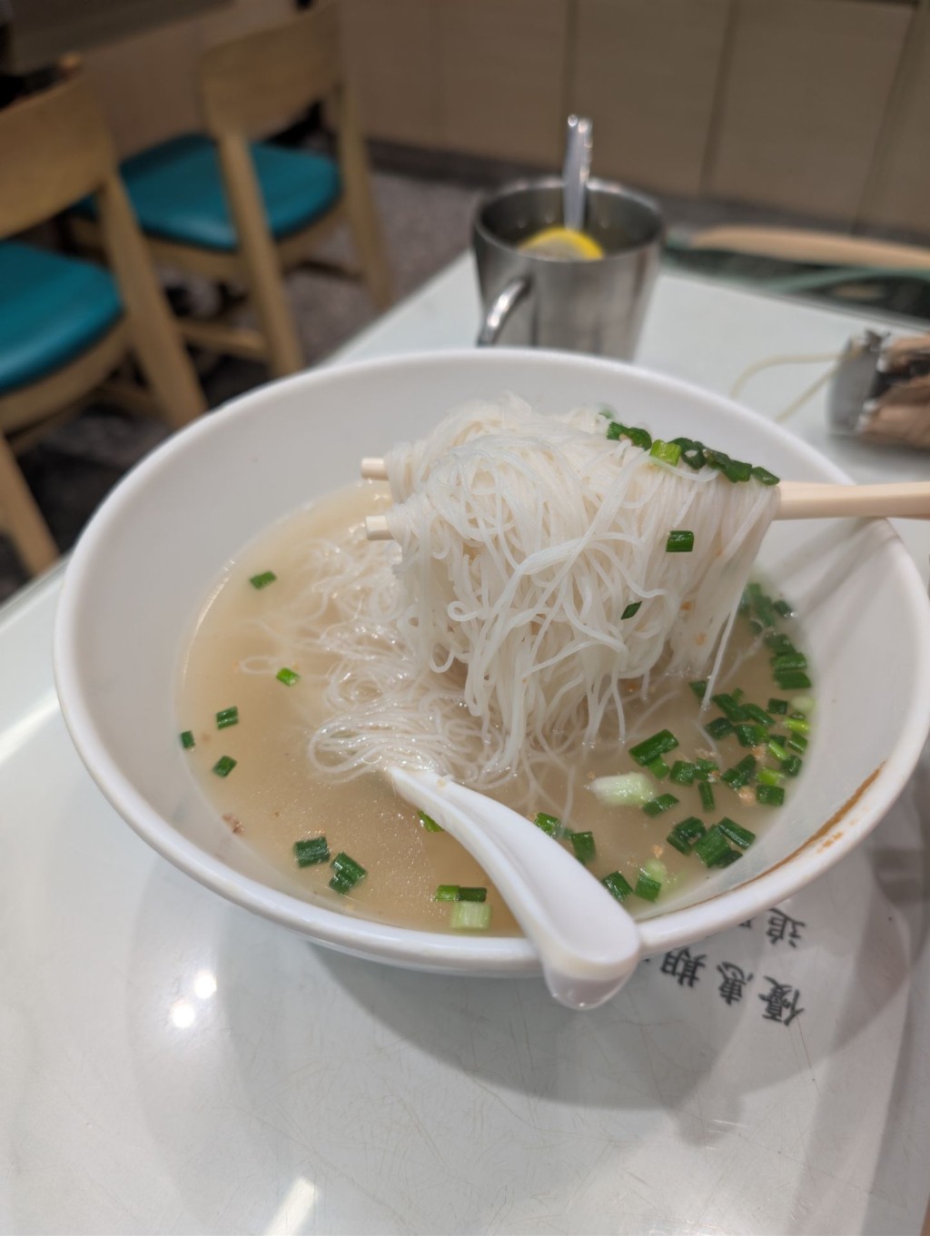 食客分享指,「正常白色米粉」口感软滑带米香。(「米粉地图」图片) 食客分享指,「正常白色米粉」口感软滑带米香。(「米粉地图」图片)