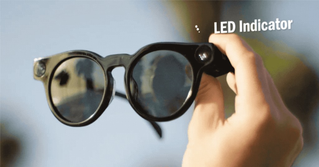 LED燈會在拍攝時亮着。（網圖）