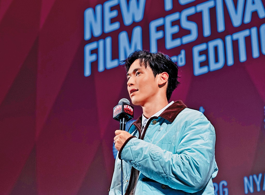 英皇电影《里应外合》在纽约亚洲电影节全球首映，作为男主角的杨天宇当然要出席。