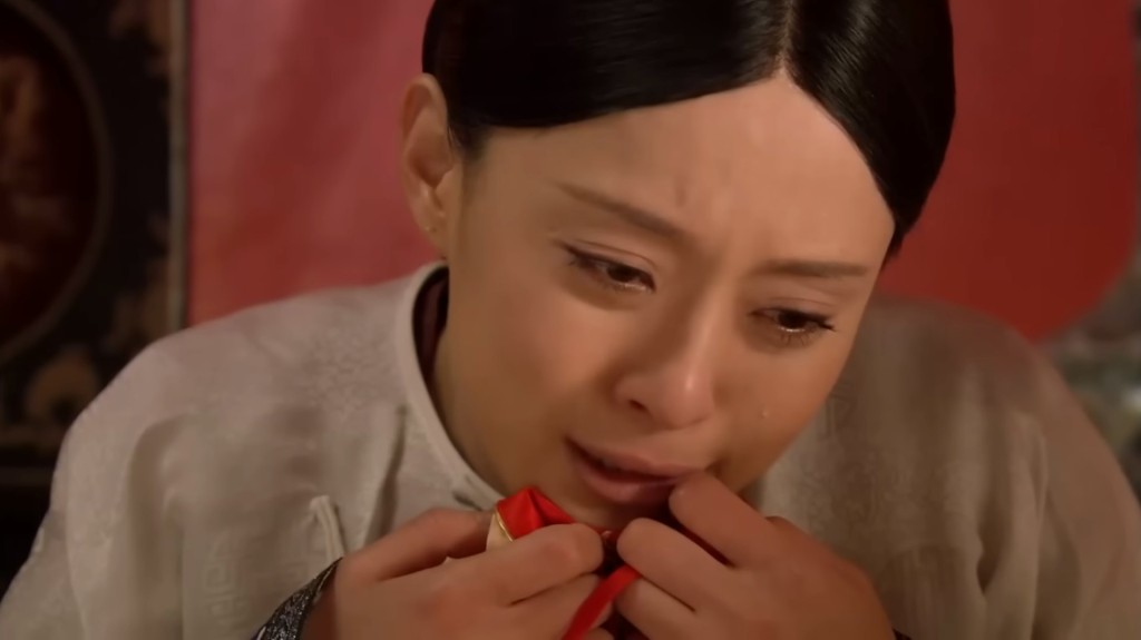 孫儷憑宮鬥劇《後宮甄嬛傳》紅遍中港台三地,事業登上另一個高峰。 孫儷憑宮鬥劇《後宮甄嬛傳》紅遍中港台三地,事業登上另一個高峰。