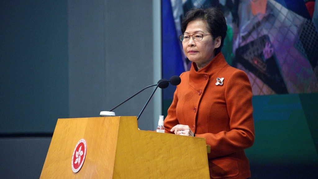 林鄭月娥近日出席記者會時未有戴口罩。資料圖片