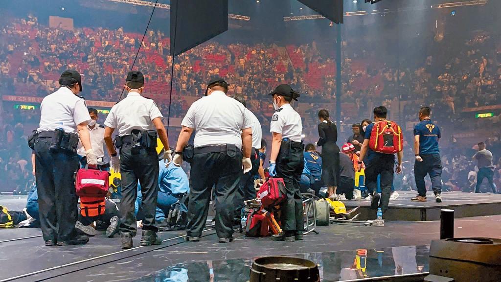 屏幕供應商員工林子江供稱事發前一日獲通知有屏幕出現傾斜問題，正是事故中墮下的屏幕。