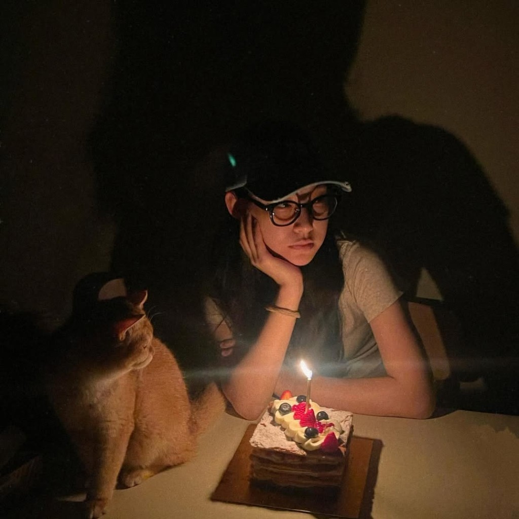 炎明熹早前生日爆喊惹來粉絲擔心。 炎明熹早前生日爆喊惹來粉絲擔心。