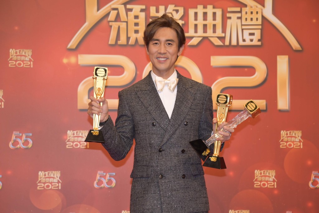 Shaun今年TVB台慶頒獎禮成為雙料視帝。