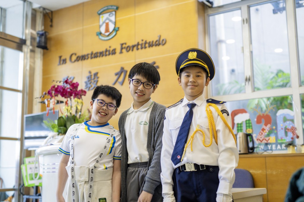 高主教書院(小學部)3尖子成功學習心法 默寫詩詞深加記憶 一方法提升中文寫作能力|尖子學堂(左起:李旻謙、劉卓彥、譚志傑)(圖片來源:《親子王》) 高主教書院(小學部)3尖子成功學習心法 默寫詩詞深加記憶 一方法提升中文寫作能力|尖子學堂(左起:李旻謙、劉卓彥、譚志傑)(圖片來源:《親子王》)