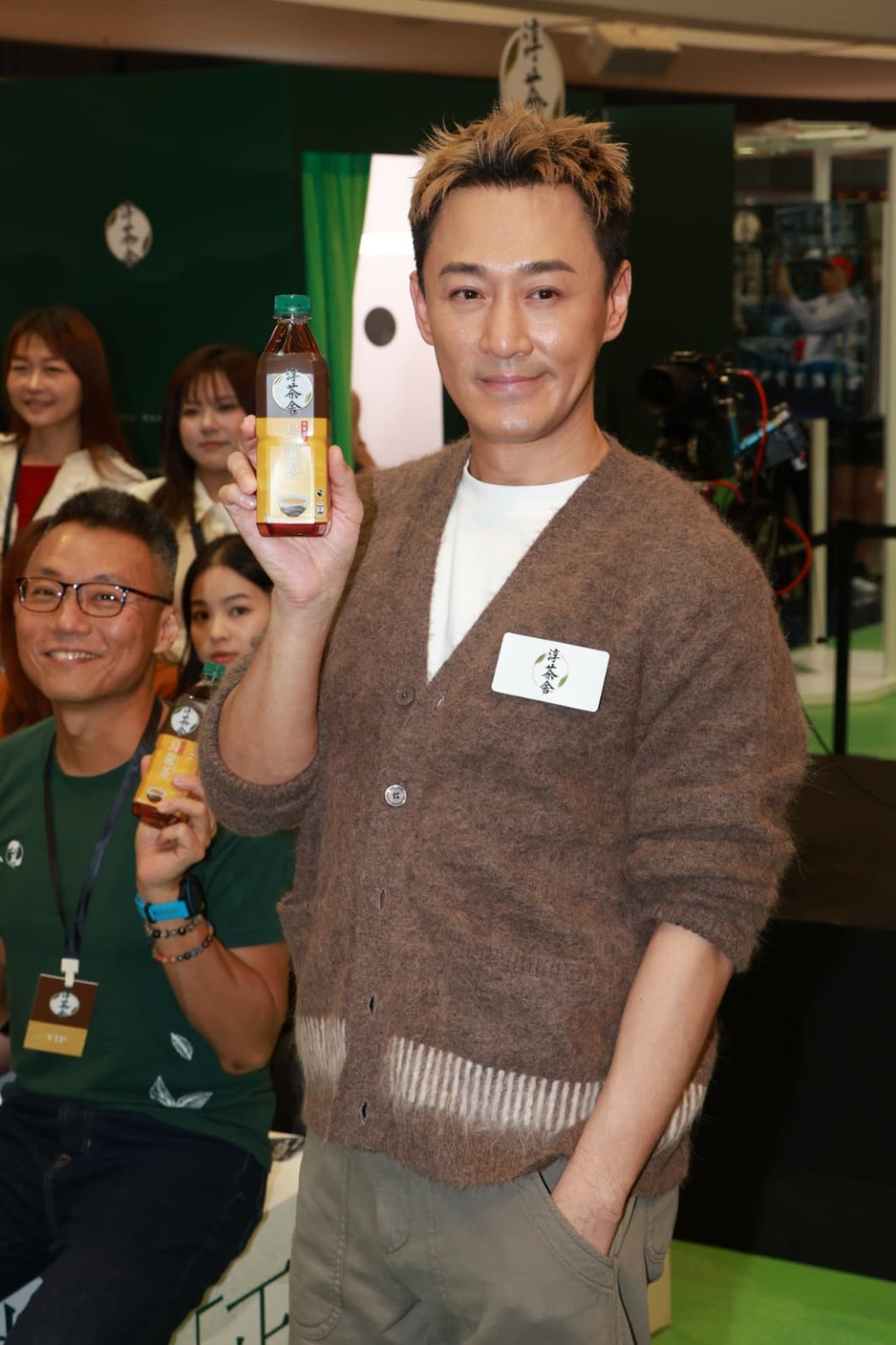 他透露電影《九龍城寨之終章》即將開拍,早前頻頻健身。 他透露電影《九龍城寨之終章》即將開拍,早前頻頻健身。