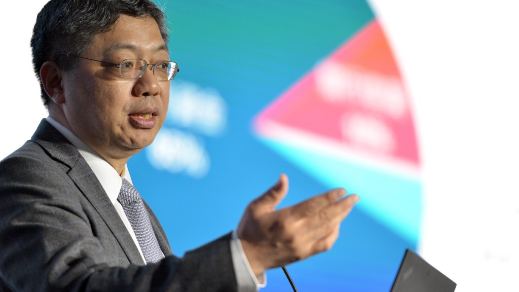 巴曙松。 中新社