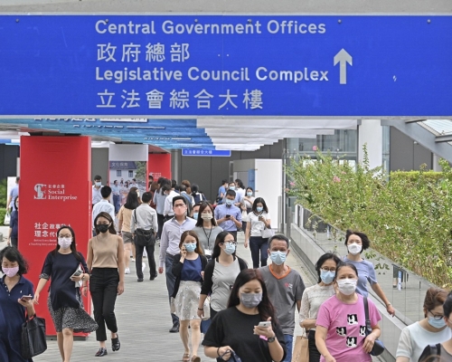 聶德權指派公務員擔任立法會選舉的工作人員。資料圖片
