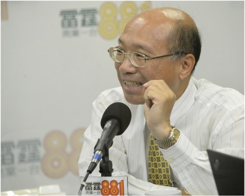 鄧振強指,鮮有將遊學團收入的總數存入老師私人戶口。資料圖片