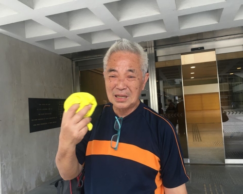 郭卓堅指本月收到法援署信件,未來3年不會批出法援予他打官司,他哭訴「公理何在」。方嘉欣攝