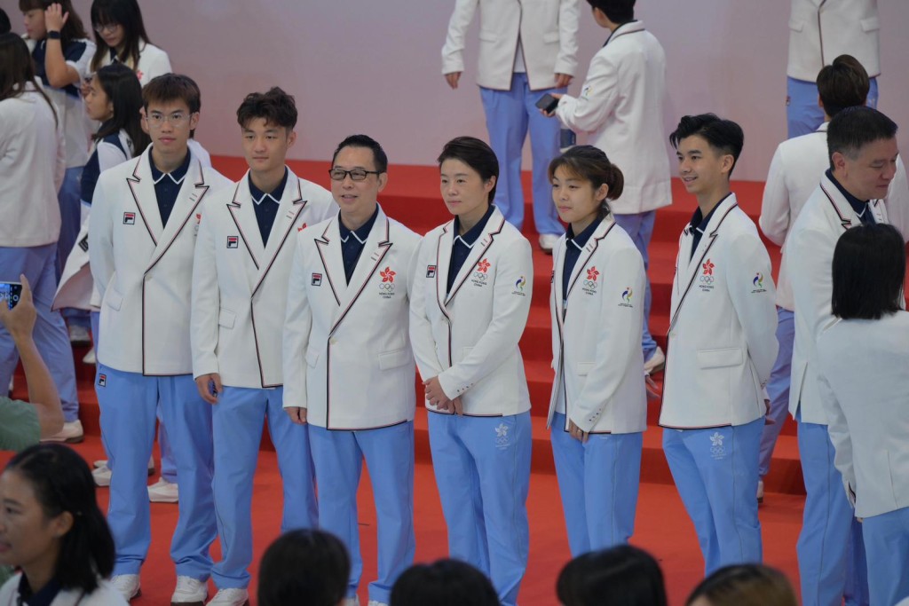 第20届亚洲运动会中国香港代表团授旗典礼。苏正谦摄