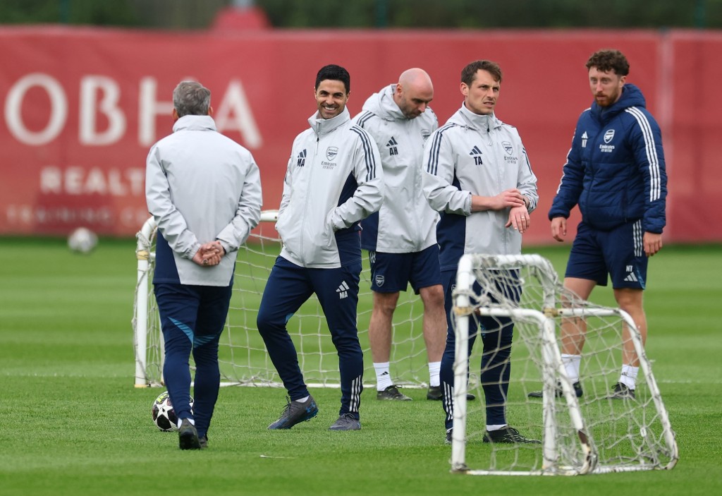 阿迪達帶領阿仙奴挑戰雙冠王。路透社