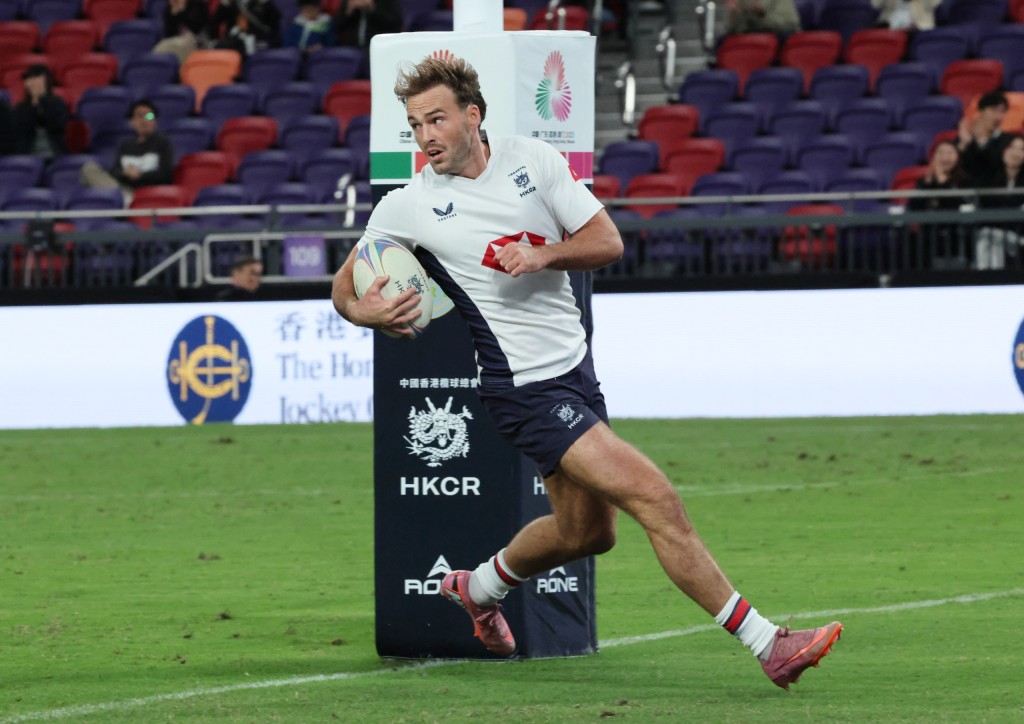 今日四强为香港打开纪录的萨耶斯。徐嘉华摄