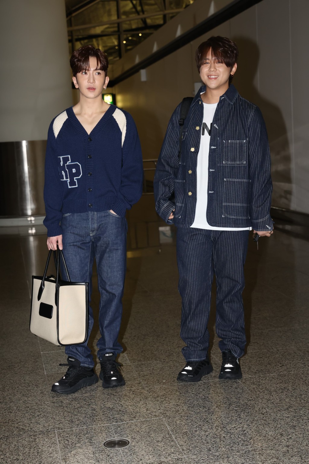 Anson Lo与姜涛飞巴黎出席品牌活动，相信两位一定好期待。