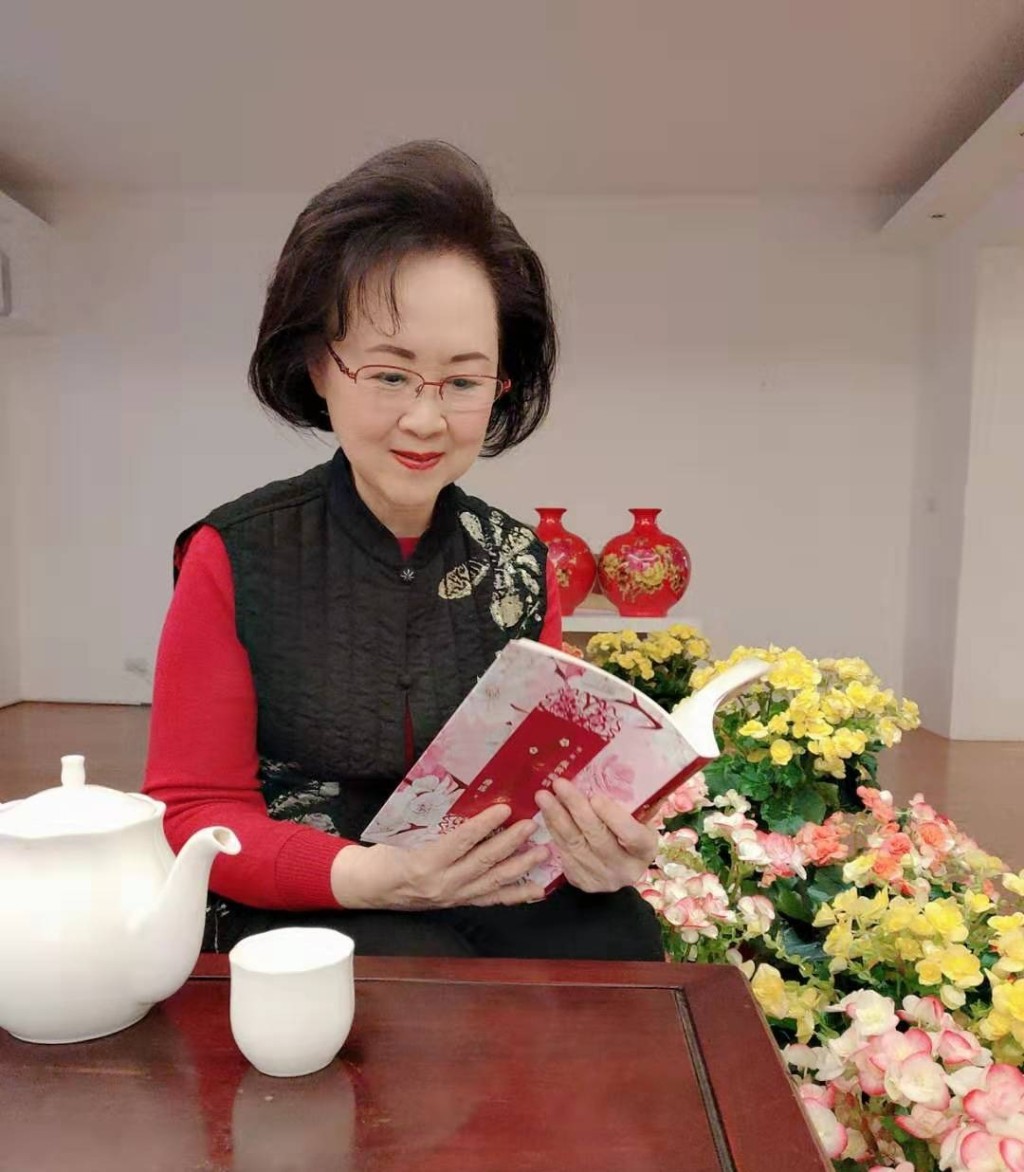 瓊瑤輕生消息傳出,震驚華人社會。facebook 瓊瑤輕生消息傳出,震驚華人社會。facebook
