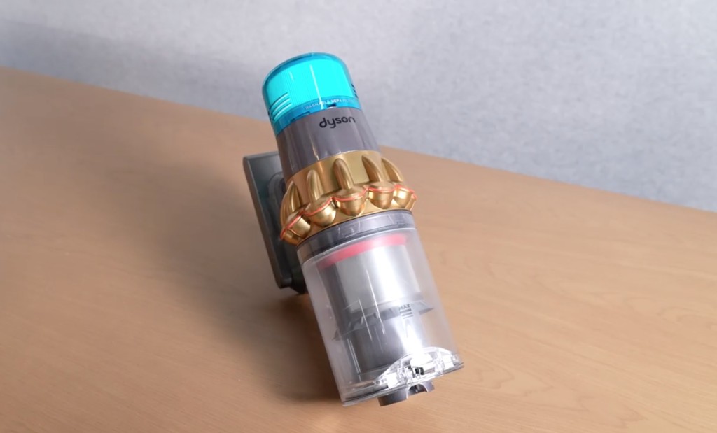 全新的Dyson V15 Detect吸塵機，分為Absolute Extra同Total Clean兩個版本。