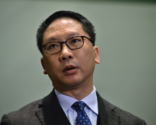 袁國強稱需小心研究大灣區法律框架。資料圖片