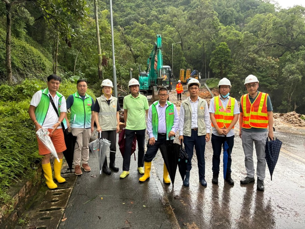 新娘潭山泥傾瀉在跨部門協作下,快速完成修整。路政署提供圖片 新娘潭山泥傾瀉在跨部門協作下,快速完成修整。路政署提供圖片